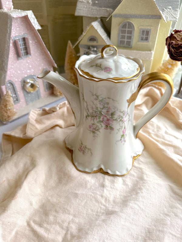 Vintage Rose Pattern Warwick Teapot